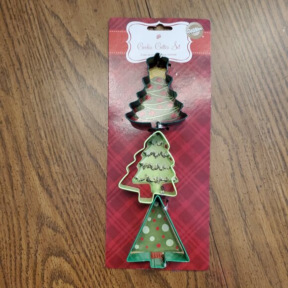 BN Wilton Cookie Cutters-Set of 3 - Picture 2 of 4